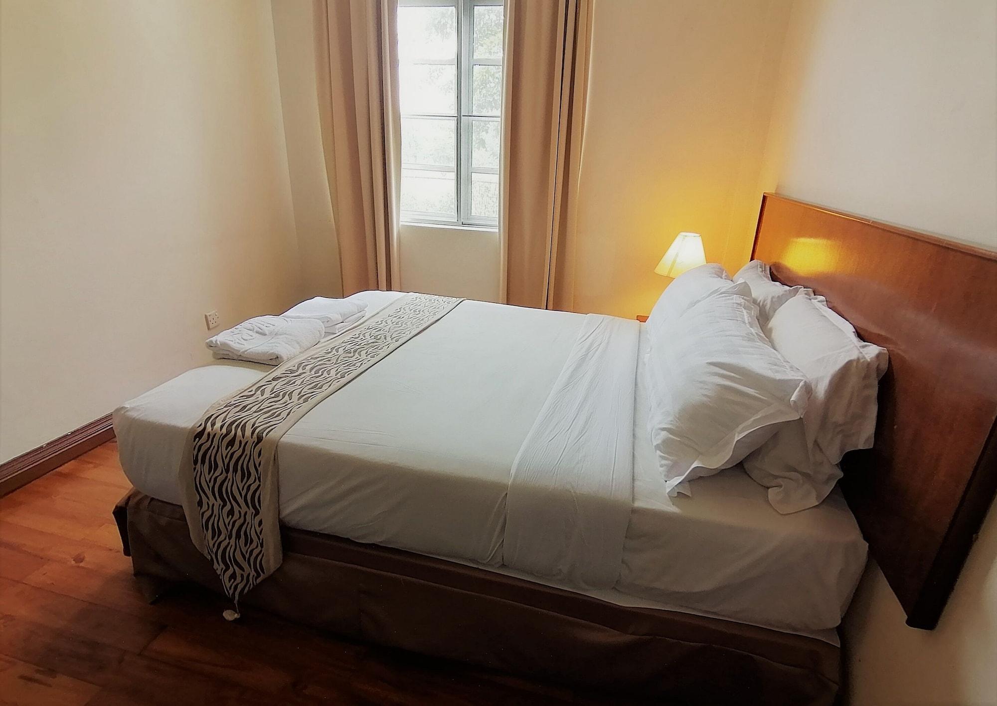 Tiara Labuan Hotel Kültér fotó